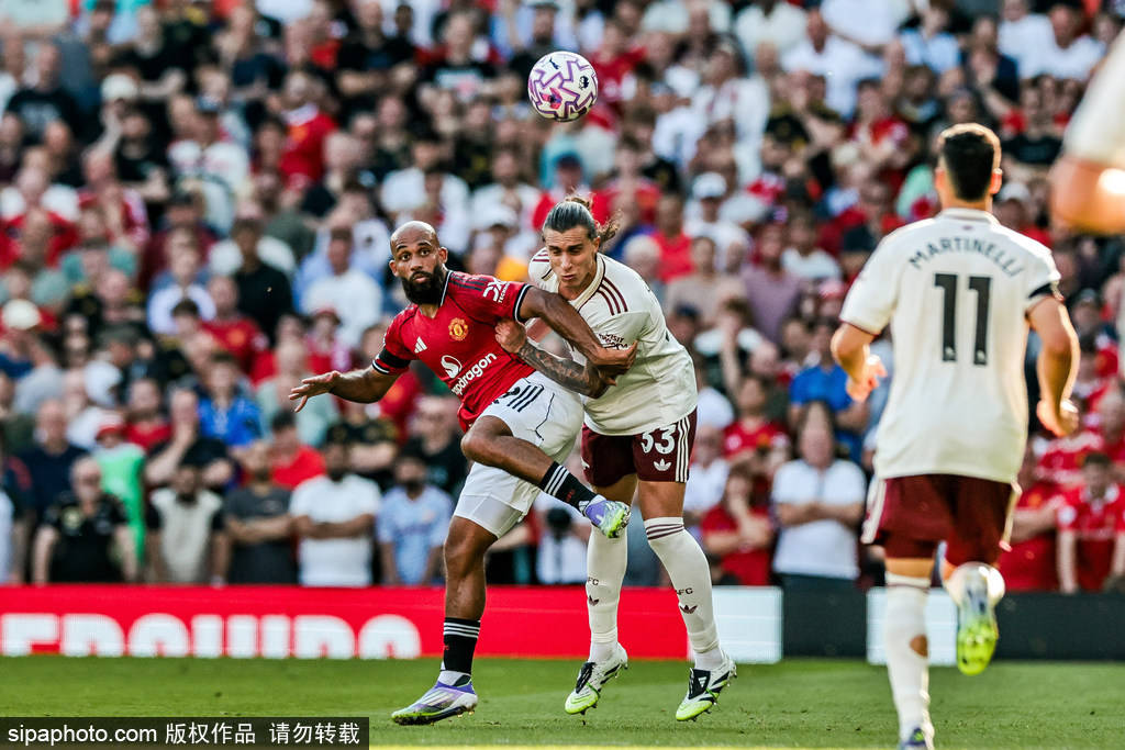 曼联三冠王功臣尼克·巴特揭露：夏季新援面临重蹈覆辙的危机